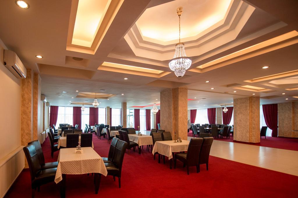Hotel Florida Mamaia Exteriör bild