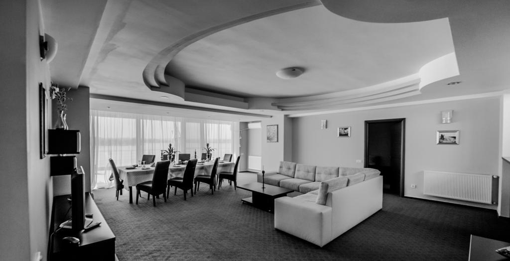 Hotel Florida Mamaia Exteriör bild