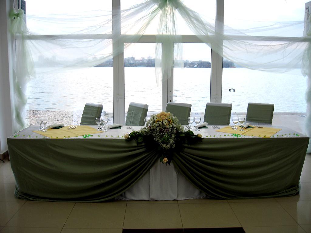 Hotel Florida Mamaia Exteriör bild