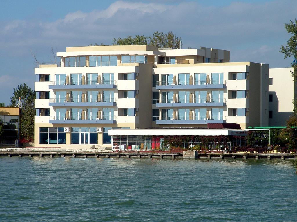Hotel Florida Mamaia Exteriör bild