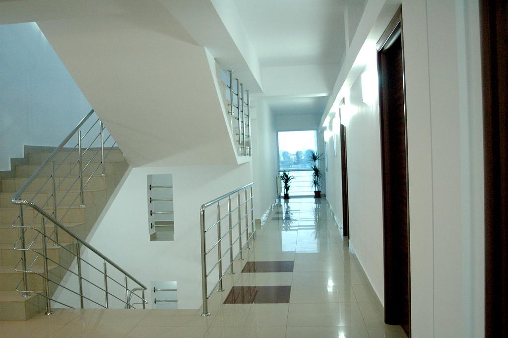 Hotel Florida Mamaia Exteriör bild