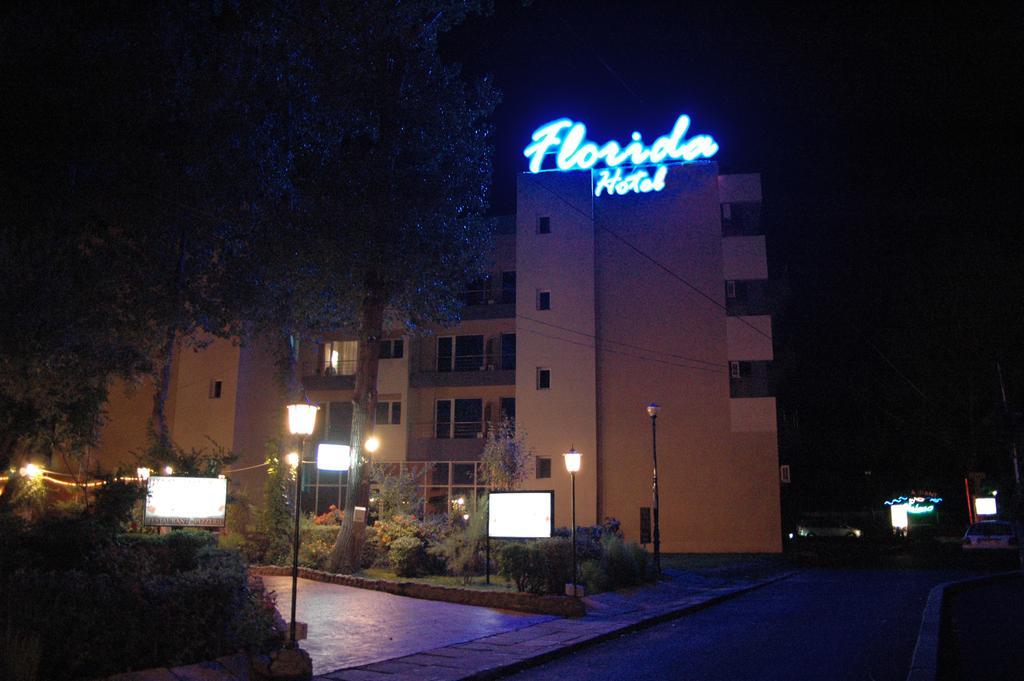 Hotel Florida Mamaia Exteriör bild